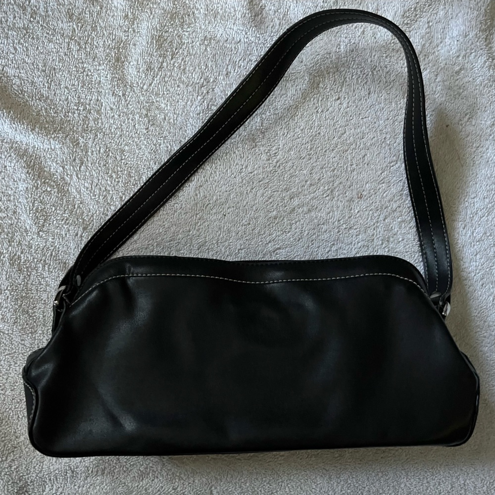 Nine West black leather shoulder bag